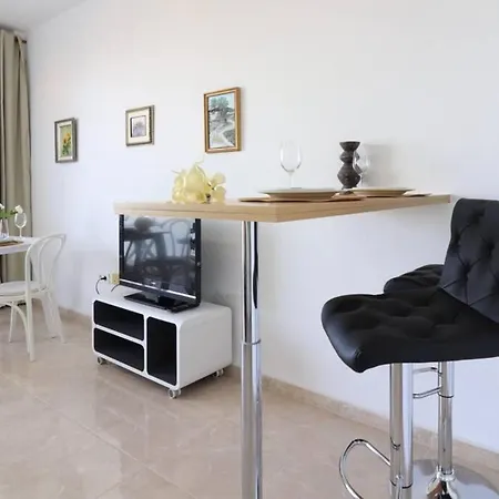 Vistamar 2 Apartment